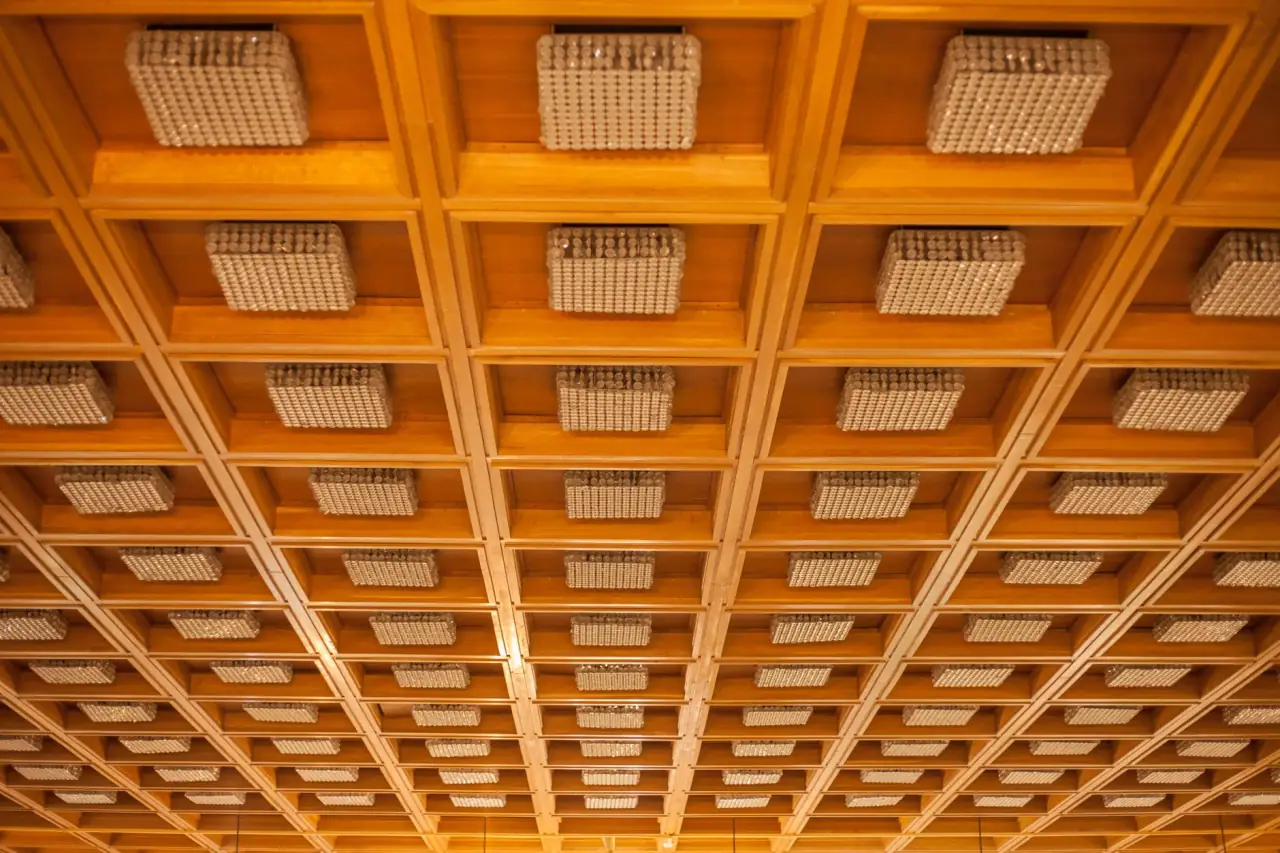 图书策划中的版权代理实务与风险防范要点